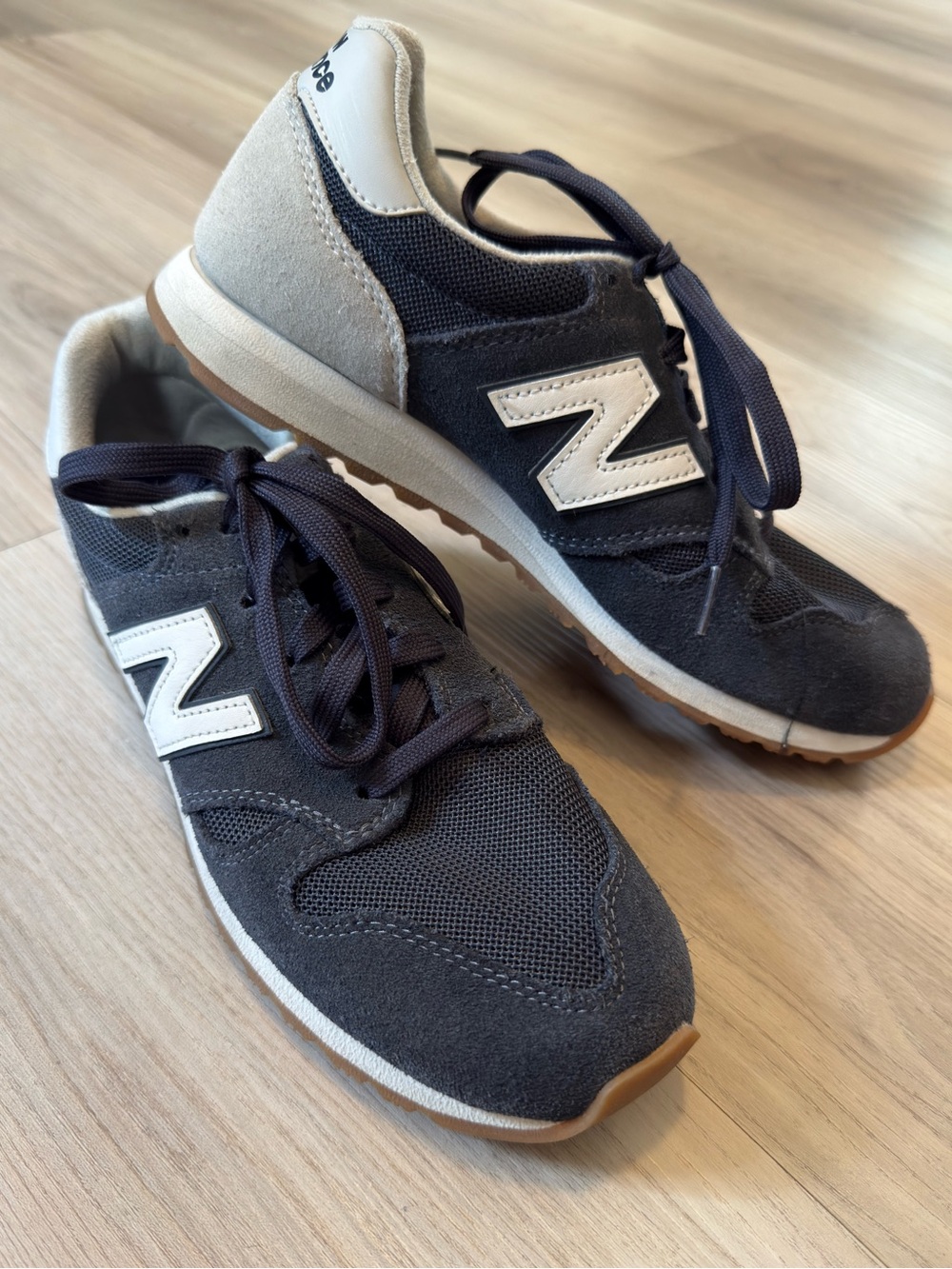 New Balance 
Navy & White Athletic Sneakers
Men's Size 7